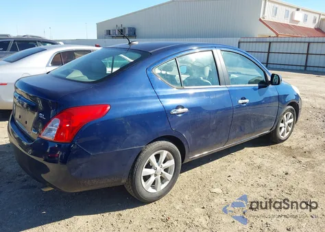 2012 Nissan Versa 1.6 Sl z USA, uszkodzony, nr VIN 3N1CN7AP3CL826886